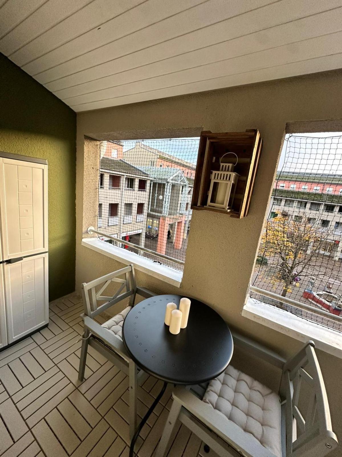 Naehe Kit Mit Parkplatz Und Smart Tv Apartment