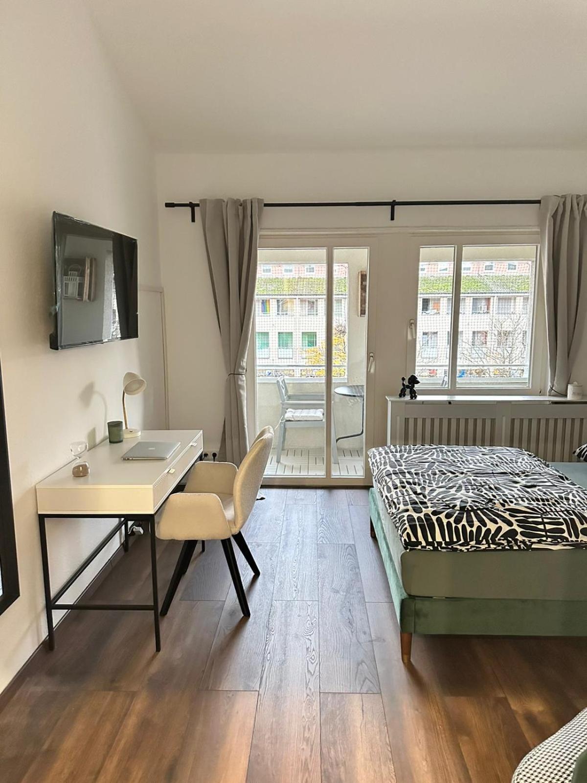 Naehe Kit Mit Parkplatz Und Smart Tv *